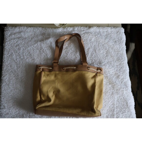 Liz & Co Shoulder Bag - Picture 4 of 7